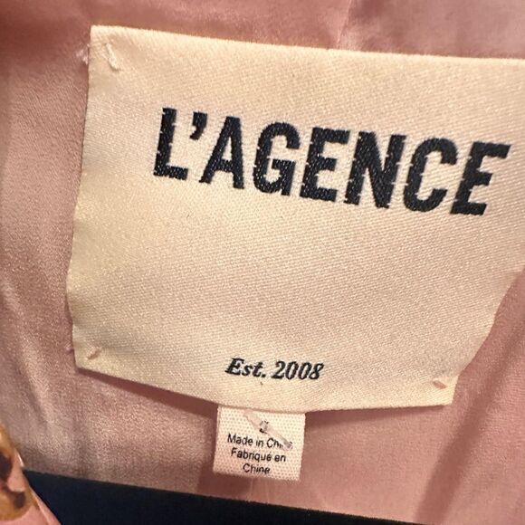 L'AGENCE Chic Chain Blazer NWT Size 2 - Picture 3 of 4